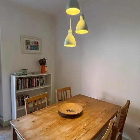 Apartamento With Private Garden *