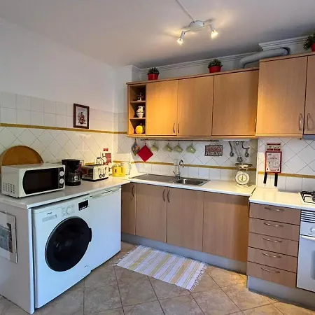 Apartamento With Private Garden *